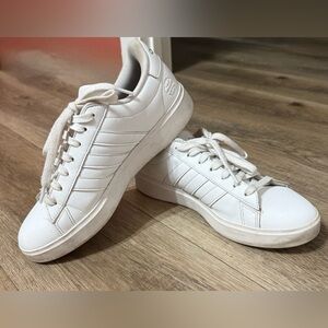 Adidas Grand Court women’s Size 8